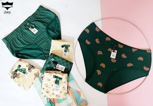 شورت تمام نخی طرح تم سبز عروسکی کش پهن طرح چینی غزل کد۱۰۱۲۵۶👙 بسته 12 تایی سایز 3XL