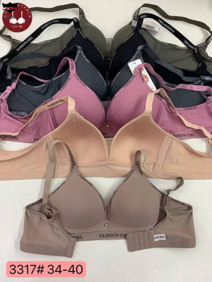 سوتین اسفنجی بدون فنر کش اسپورت لبه نوار نوشته کد3317کاپ B کد۲۰۲۵۳۹👙جین 6 تایی