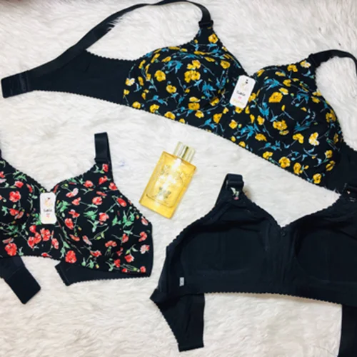 سوتین گلدار زمینه مشکی سه طرح  کش باریک رستمی۹۰تا۱۰۰ کد۲۰۲۳۹۹🌺 بسته 12 تایی