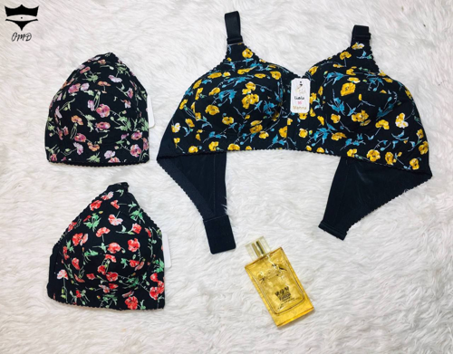 سوتین زنانه  گلریز کش باریک زمینه مشکی ۷۰تا۸۵ کد۲۰۲۵۲۲🌺 بسته 12 تایی